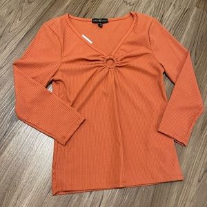 NWT Almost Famous Keyhole Top Size Medium